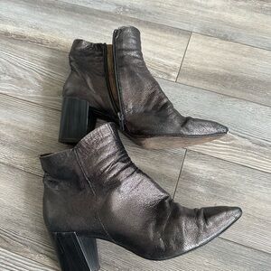 Coclico brown leather shimmering boots